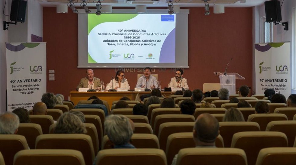 Conferencia incluida en la conmemoración del 40 aniversario de la Red Pública Provincial de Atención a Personas con Conductas Adictivas.