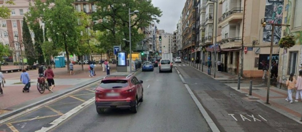 Vitoria retoma el lunes el asfaltado del nuevo paso peatonal frente al Artium Museoa