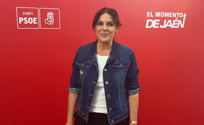 La portavoz de campaña del PSOE-A, Ángeles Férriz