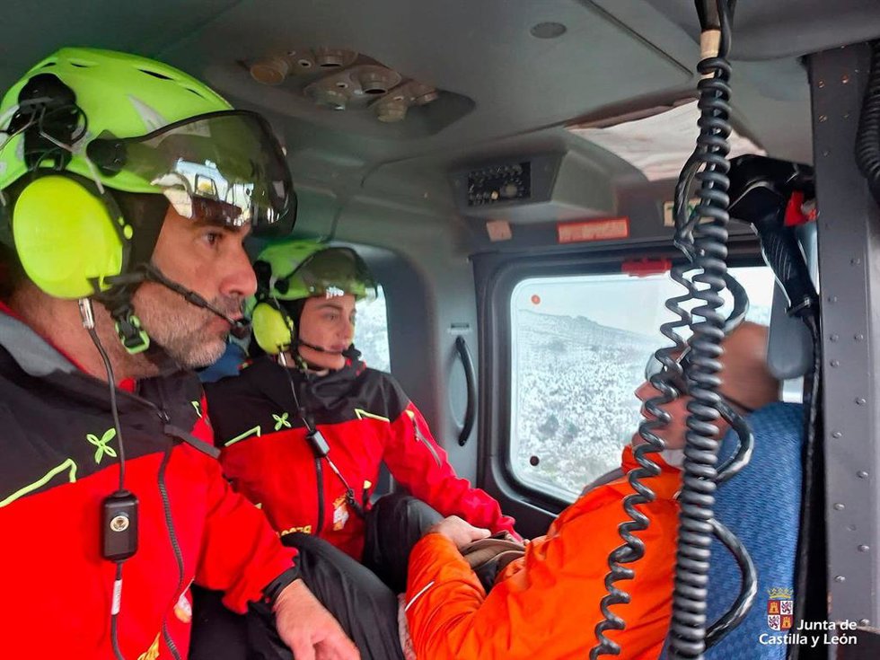 Rescatan a un peregrino extraviado en el Camino de Santiago a las afueras de Buiza (León)