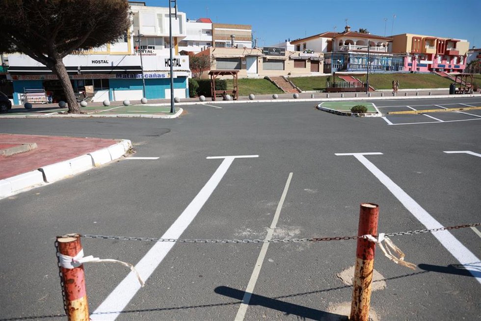 Archivo - Estacionamientos en Matalascañas.
