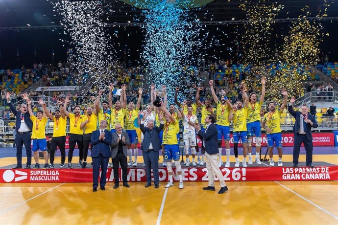 El CV Guaguas conquista la Superliga por cuarto año seguido