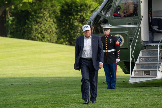 May 15, 2026, Washington, Dc, United States: President DONALD TRUMP returns to the White House following a trip to China on May 15, 2026.