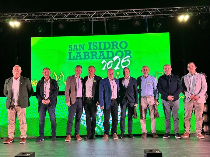 Caja Rural de Zamora rinde homenaje a sus jubilados durante la tradicional cena de San Isidro 2026