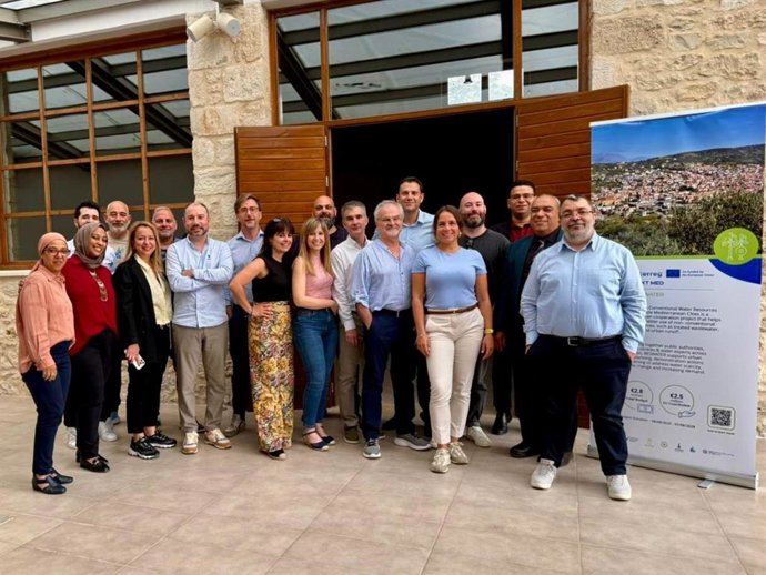 La delegación de la Región de Murcia, junto a otros miembros de los países europeos que han participado en el encuentro en Creta.