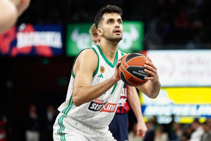 Archivo - Omer Yurtseven con el Panathinaikos