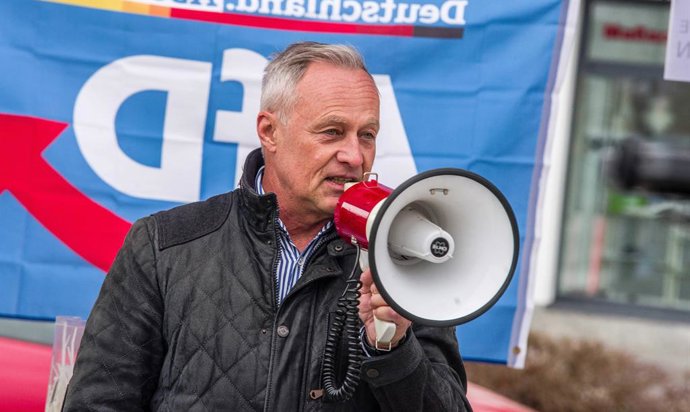 Archivo - March 1, 2026, Germering Bei Muenchen, Bavaria, Germany: The Germering AfD party, as a reaction to an antifascist demonstration, held a rally with approximately 25 in attendance.