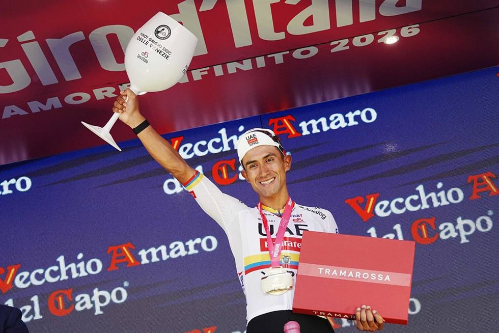 Jhonatan Narváez, tras ganar una etapa del Giro de Italia 2026.