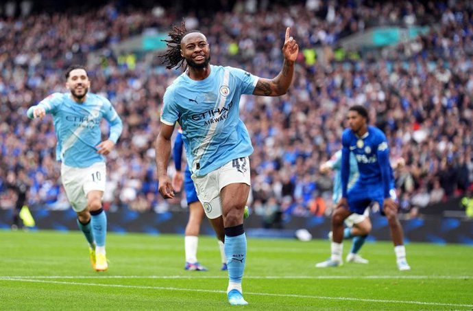 16 May 2026, United Kingdom, London: Manchester City's Antoine Semenyo celebrates scoring his side's first goal during the English FA Cup final soccer match between Chelsea and Manchester City at Wembley Stadium. Photo: Mike Egerton/PA Wire/dpa