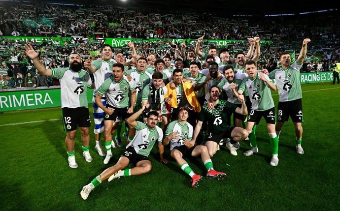 El Racing recorrerá Santander desde las 19.30 horas y la fiesta del ascenso comenzará a las 22.00 en los Campos de Sport