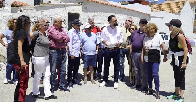 El concejal del grupo socialista en Málaga, Mariano Ruiz, llevará el próximo lunes a comisión municipal una moción para "tratar de impedir que Paco de la Torre y Juan Manuel Moreno se carguen el carácter marinero del barrio de Pedregalejo.