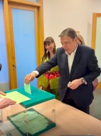 Planas hace un llamamiento a la participación en unos comicios "particularmente importantes"