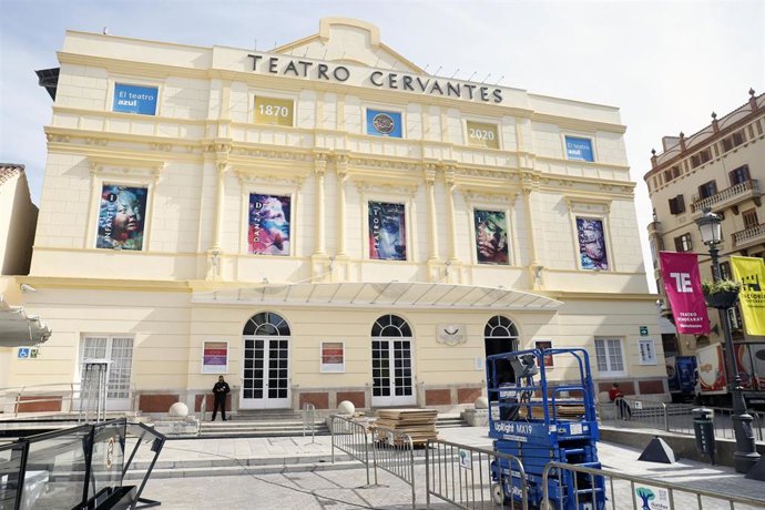 Archivo - Fachada del Teatro Cervantes en una imagen de archivo.