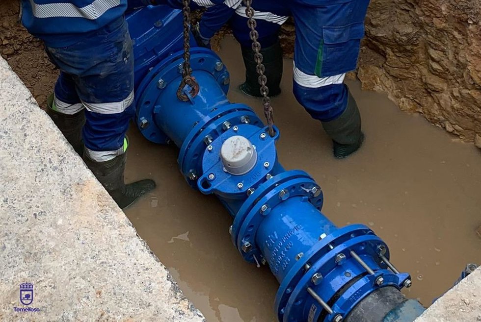 Archivo - El corte está previsto entre las 08.00 y las 15.00 horas, periodo en el que la empresa gestora del Servicio Municipal de Aguas, Aqualia, tiene previsto ejecutar la instalación de una válvula de presión que permitirá mejorar el suministro.