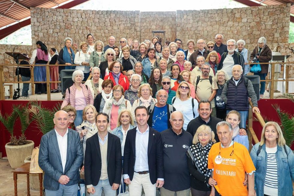 Cerca de 300 personas mayores participan en un encuentro del Grup Güell en Lluc