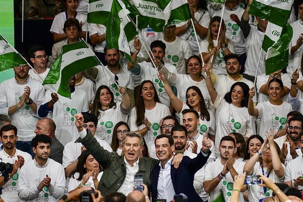 El presidente del PP de Andalucía y candidato a la reelección de la Presidencia de la Junta, Juanma Moreno, durante un acto de campaña. a 10 de mayo de 2026 en Málaga (Andalucía, España).