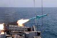Un asesor militar de Jamenei amenaza a EEUU con hacer del mar de Omán "su cementerio" si no cesa el bloqueo de Ormuz
