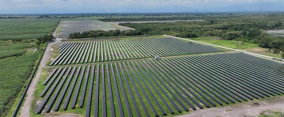 Archivo - Planta fotovoltaica de Ecoener.