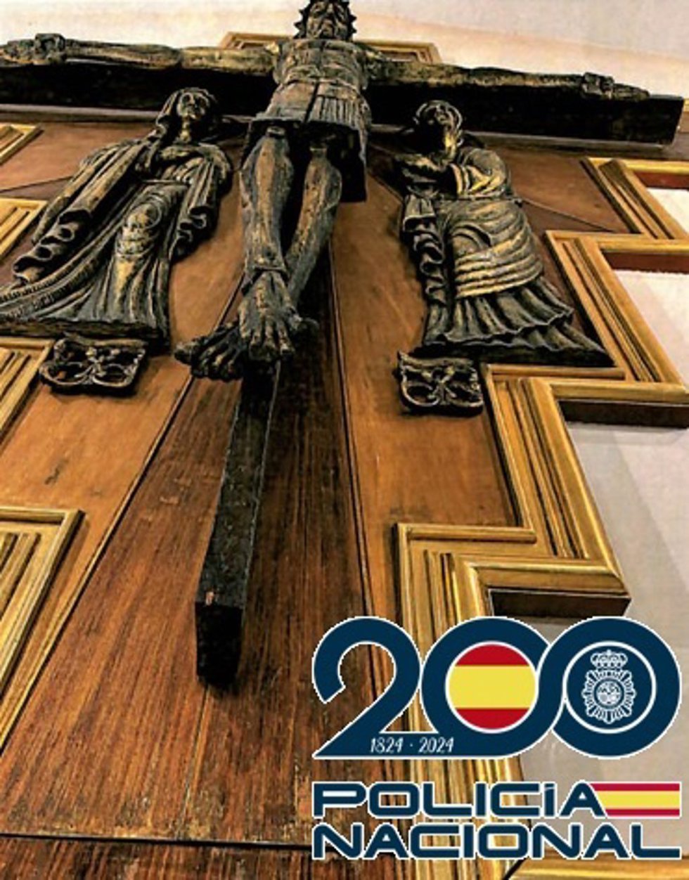 Archivo - Imagen de Cristo crucificado