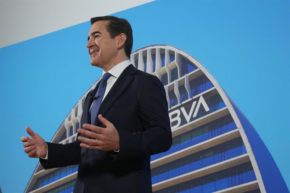 Archivo - El presidente del BBVA, Carlos Torres Vila, en Bilbao con motivo de la Junta de accionistas del banco.