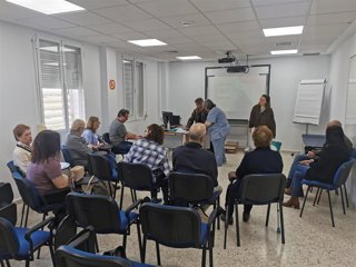 Taller grupal de educación terapéutica en alimentación para pacientes en hemodiálisis en el Hospital de Puerto Real (Cádiz)