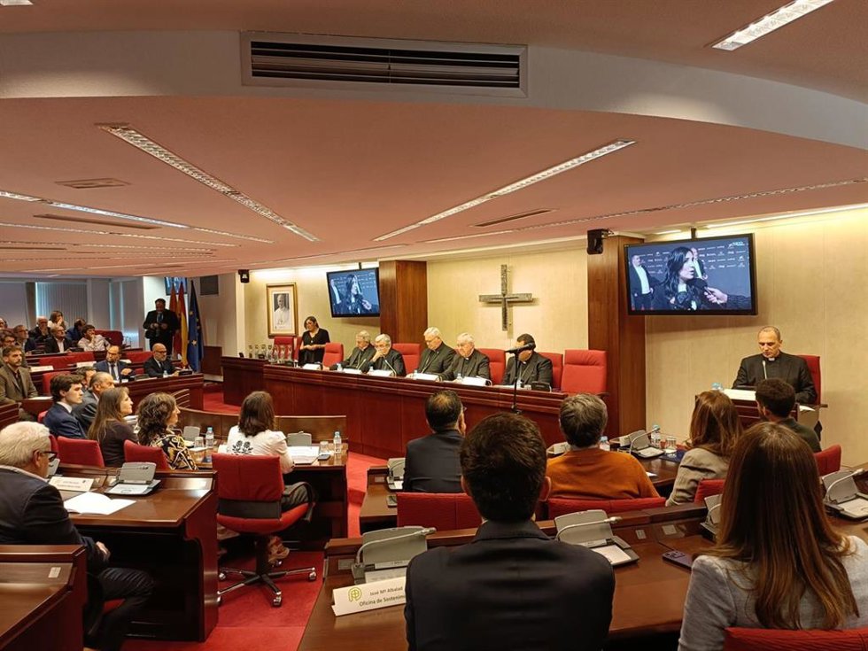 Los obispos durante la entrega de los Premios ¡Bravo! 2025.