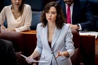 Oposición vaticina que Ayuso podría perder la mayoría en 2027 y el PP confía en llegar a elecciones con "trabajo hecho"