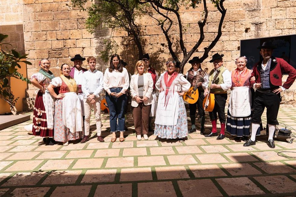 Presentación del Festival Nacional de Folklore 'Sebastián Enríquez' de Huécija (Almería).