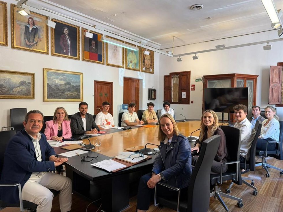 Reunión para comenzar la elaboración del Plan de Juventud