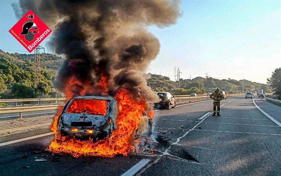 Accidente en la AP-7 a su paso por La Vila Joiosa (Alicante)
