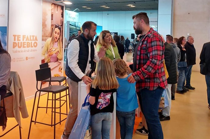 La Diputació de València muestra en Aragón los atractivos turísticos de la provincia