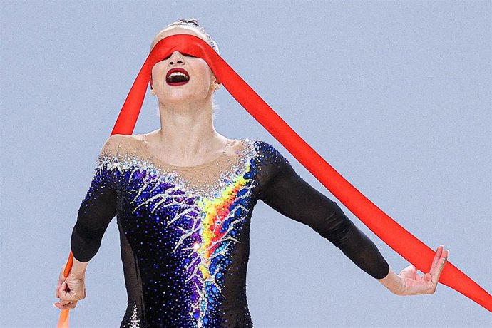 Archivo - La gimnasta rusa Milena Shchenyatskaya durante una competición