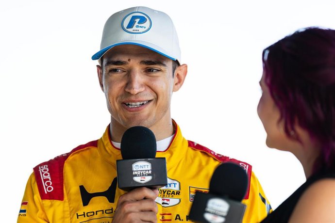 El piloto español de la IndyCar Alex Palou (Chip Ganassi), tras lograr la 'pole' en las 500 Millas de Indianápolis 2026. 