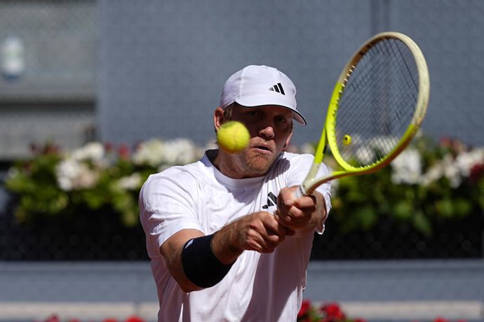 Alejandro Davidovich Fokina of Spain plays against Casper Ruud of Norway during the Mutua Madrid Open 2026, ATP Masters 1000 and WTA 1000, at La Caja Magica on April 27, 2026 in Madrid, Spain.