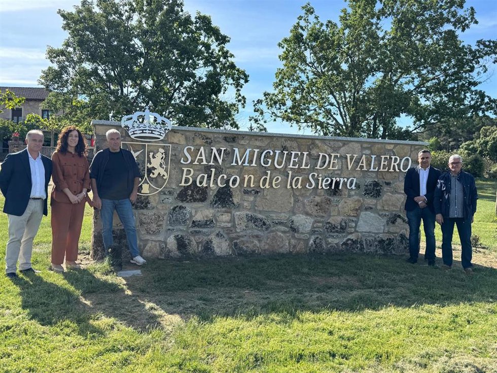 Instalación en San Miguel de Valero crealizada en el marco del Plan de Sostenibilidad Turística del Destino Sierra de Francia.