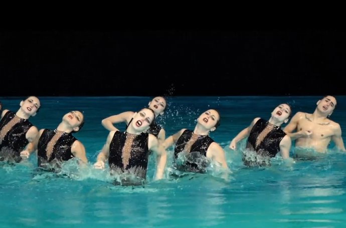El equipo español de natación artística al ritmo de 'Berghain' de Rosalía