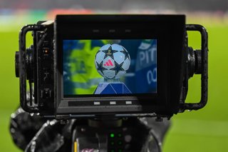 Archivo - Uefa Champions League official ball 2024/25 lin tv camera view during the UEFA Champions League football match Bologna FC vs FC Shakhtar Donetsk on September 18, 2024 at the Renato Dall'Ara stadium in Bologna, Italy - Photo Alessio Marini / Live