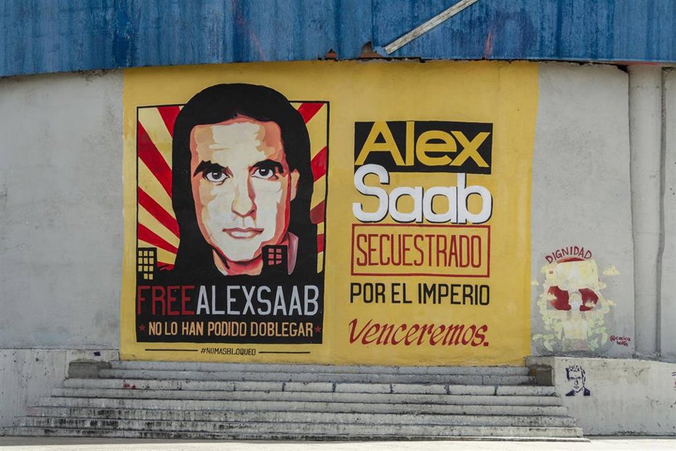 Archivo - Mural en Caracas con el rostro del exministro de Industrias de Venezuela Alex Saab