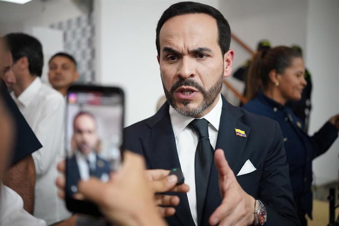 Archivo - El candidato presidencial colombiano de derecha Abelardo de la Espriella 