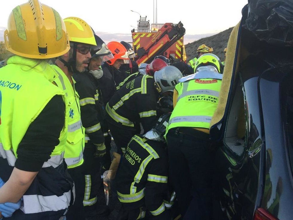 Archivo - Heridos en un accidente de tráfico en la A-3