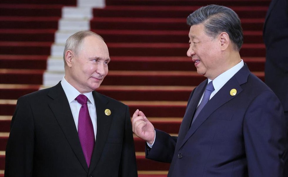 Archivo - Los presidentes de Rusia y China, Vladimir Putin y Xi Jinping, en una foto de archivo de octubre de 2023 
