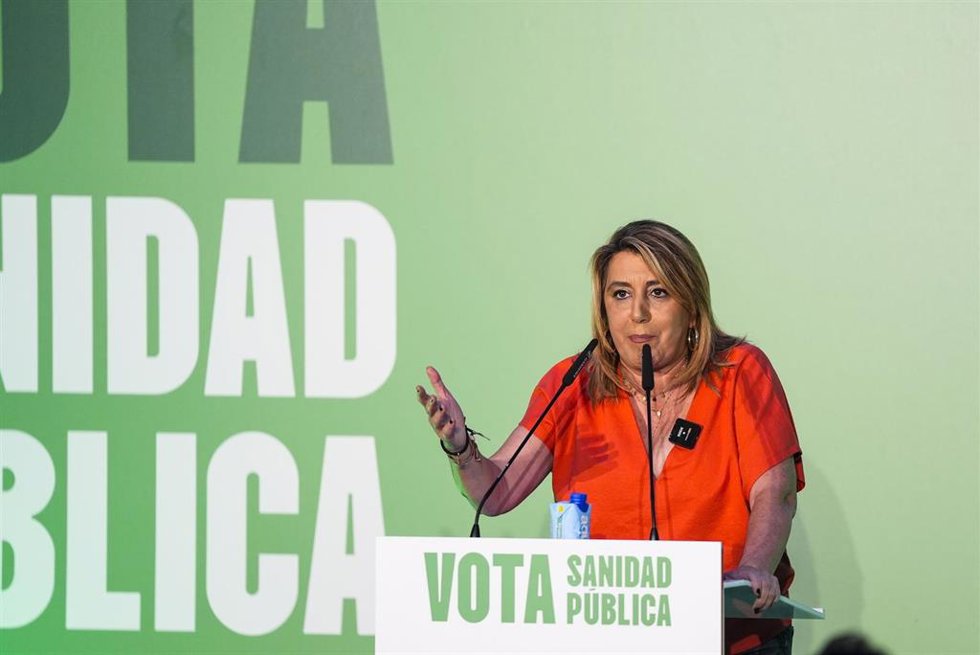La senadora del PSOE y expresidenta de la Junta de Andalucía, Susana Díaz, durante un acto público de campaña. A 13 de mayo de 2026 en Sevilla (Andalucía, España).