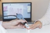 Foto: Un estudio arroja luz sobre por qué la esclerodermia afecta de manera distinta a mujeres y hombres
