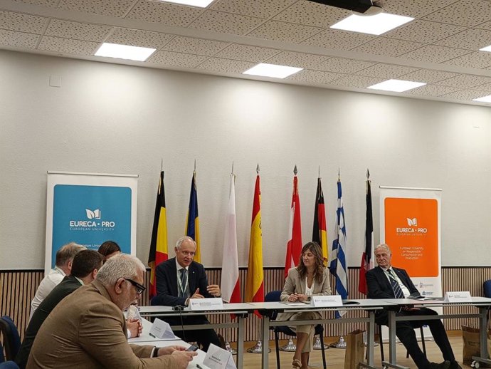 Representantes de las nueve universidades de la alianzaz europea Eureca-Pro han formado un convenio de colaboración en la Universidad de León.