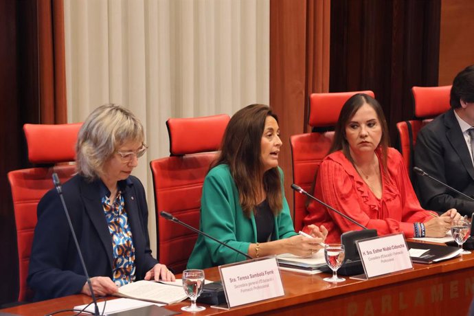 La consellera d'Educació i FP de la Generalitat, Esther Niubó