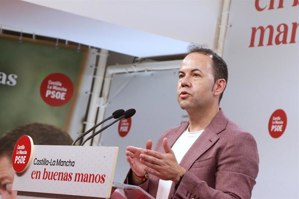 Archivo - Sergio García-Navas en rueda de prensa.