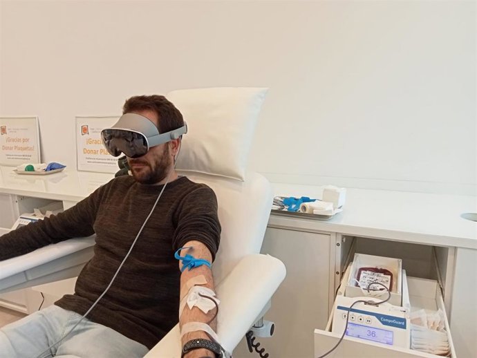 Gafas de realidad mixta en el proceso de donación que ha introducido el Centro e Hemoterapia y Hemodonación de Castilla y León.