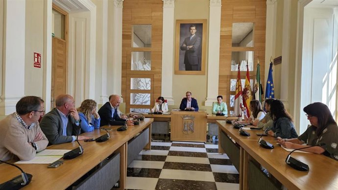 Consejo Rector del IMAS de Cáceres, presidido por el alcalde Rafael Mateos