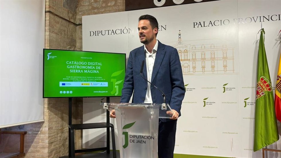 El diputado Francisco Javier Lozano presenta la estrategia promocional 'Saborea Sierra Mágina'