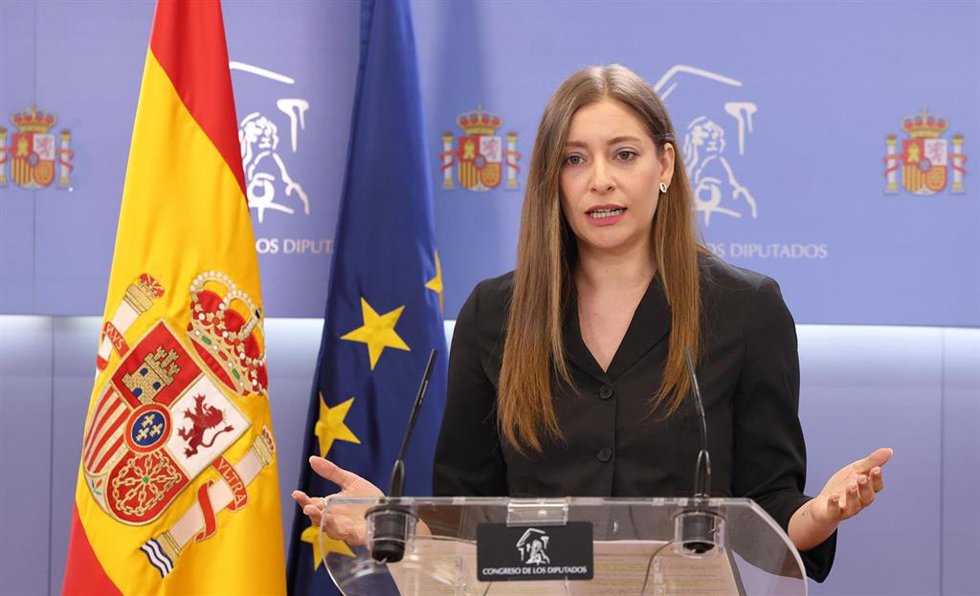 La portavoz del PP en el Congreso, Ester Muñoz, durante una rueda de prensa en el Congreso de los Diputados, a 19 de mayo de 2026, en Madrid (España).